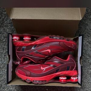 Nike Supreme Red Men's Sneakers